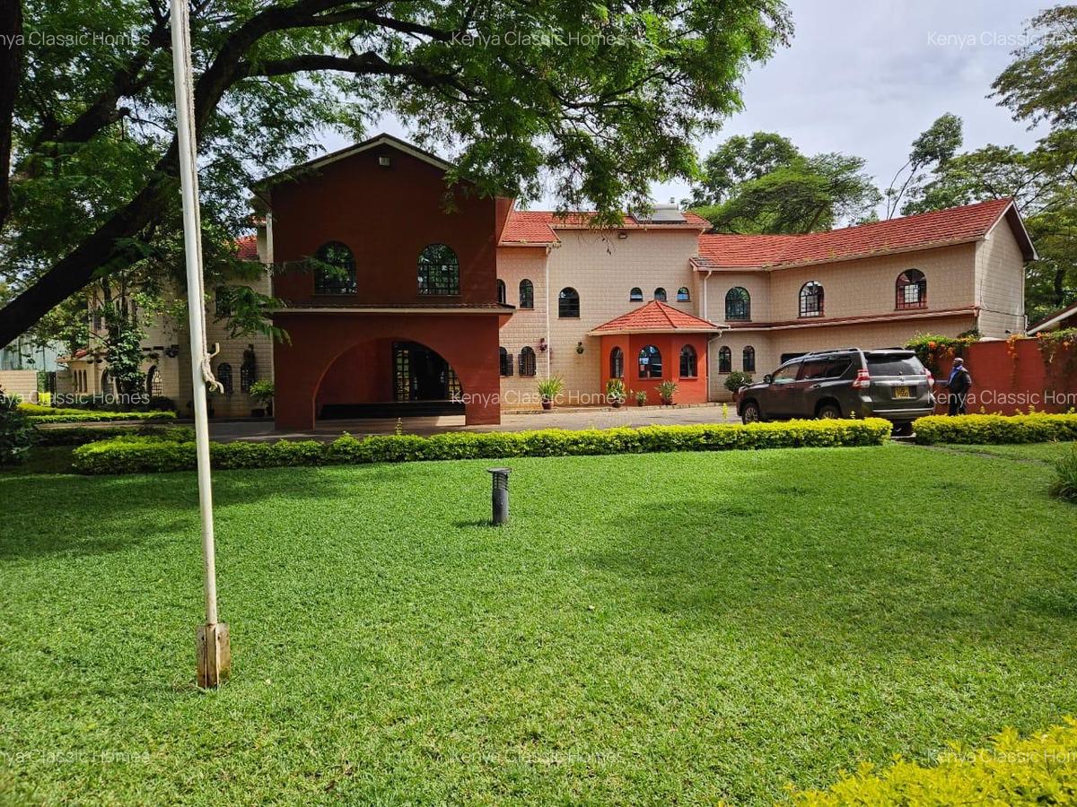 10 Bed House with En Suite at Runda - 19