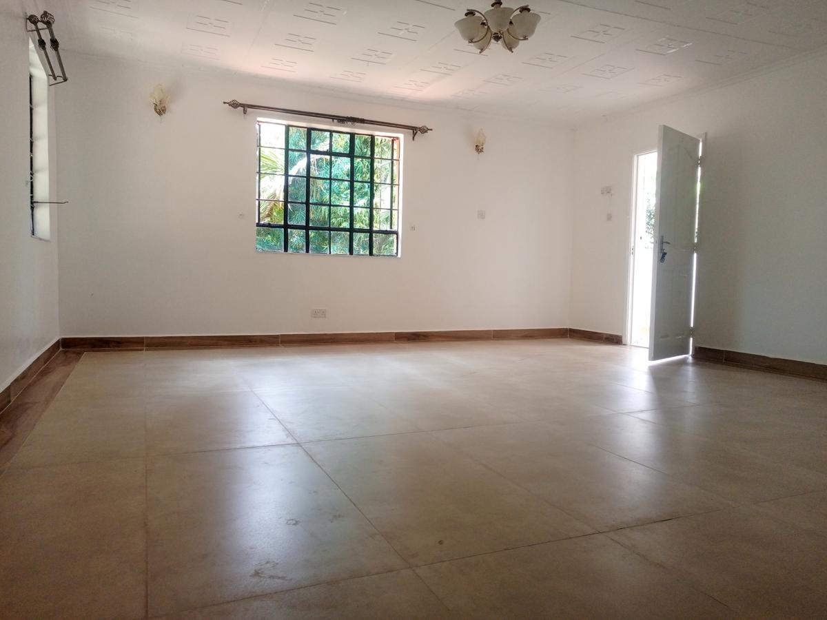 5 Bed House with En Suite at Nyari Estate - 6