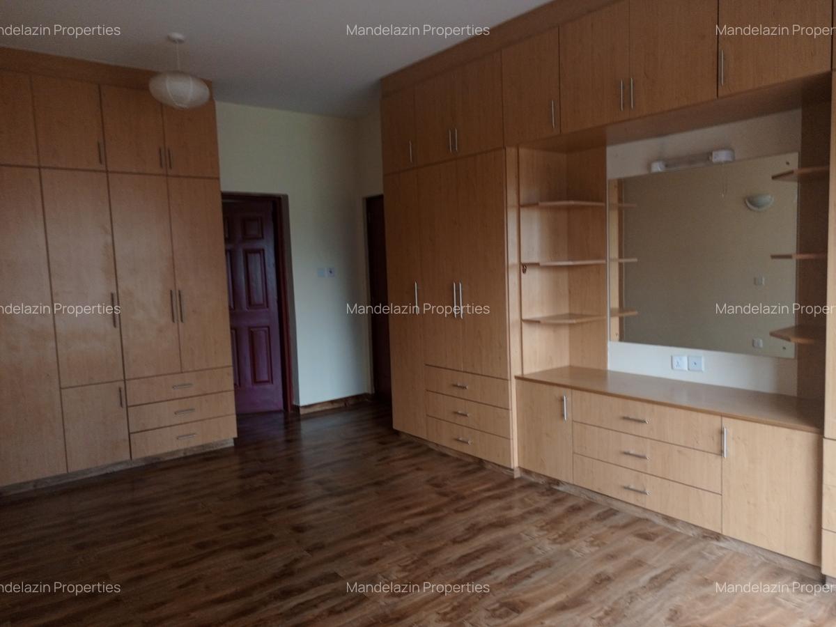 2 Bed Apartment with En Suite at Raphta Road - 18