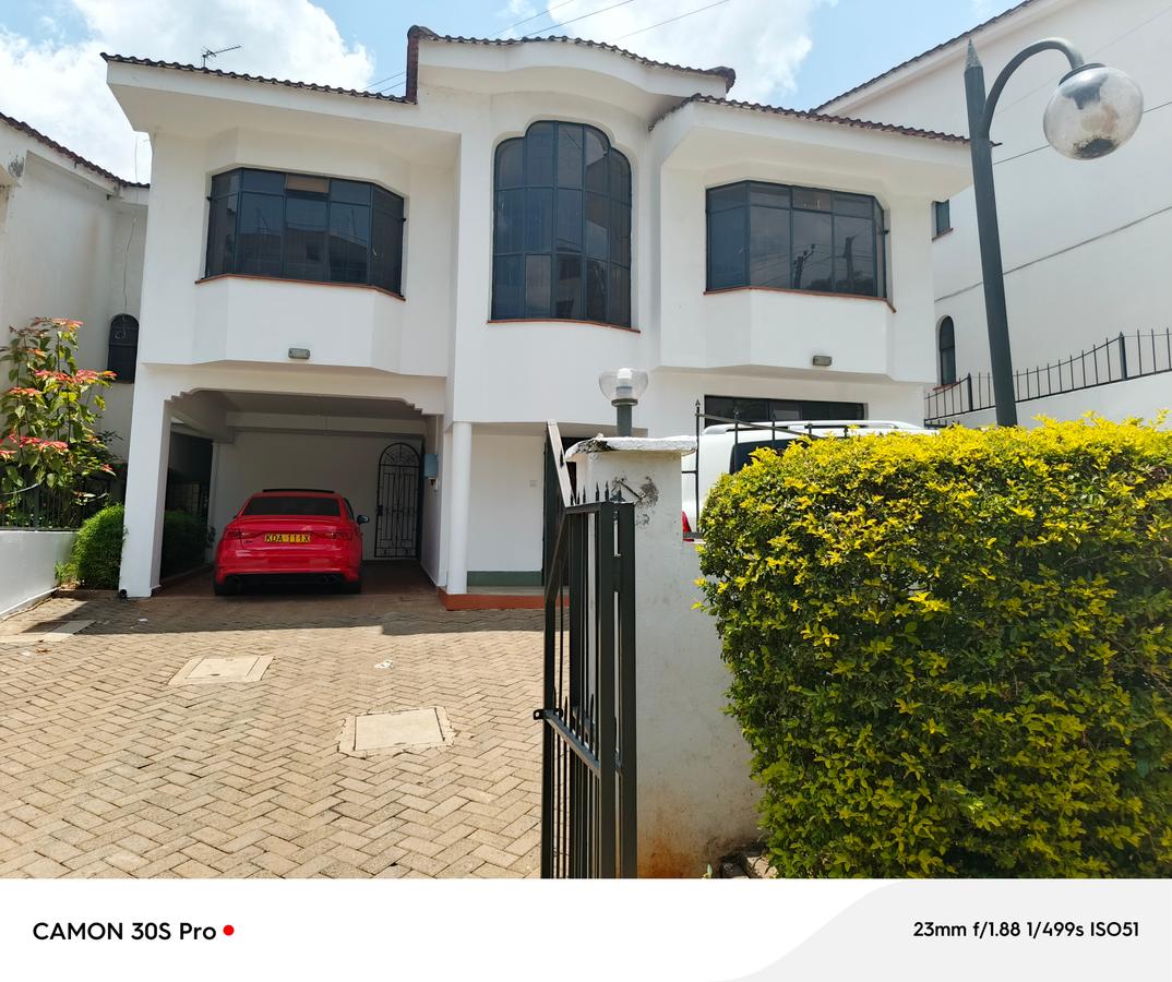 5 Bed House with En Suite at Riverside - 20 5 Bed House with En Suite at Riverside - 20