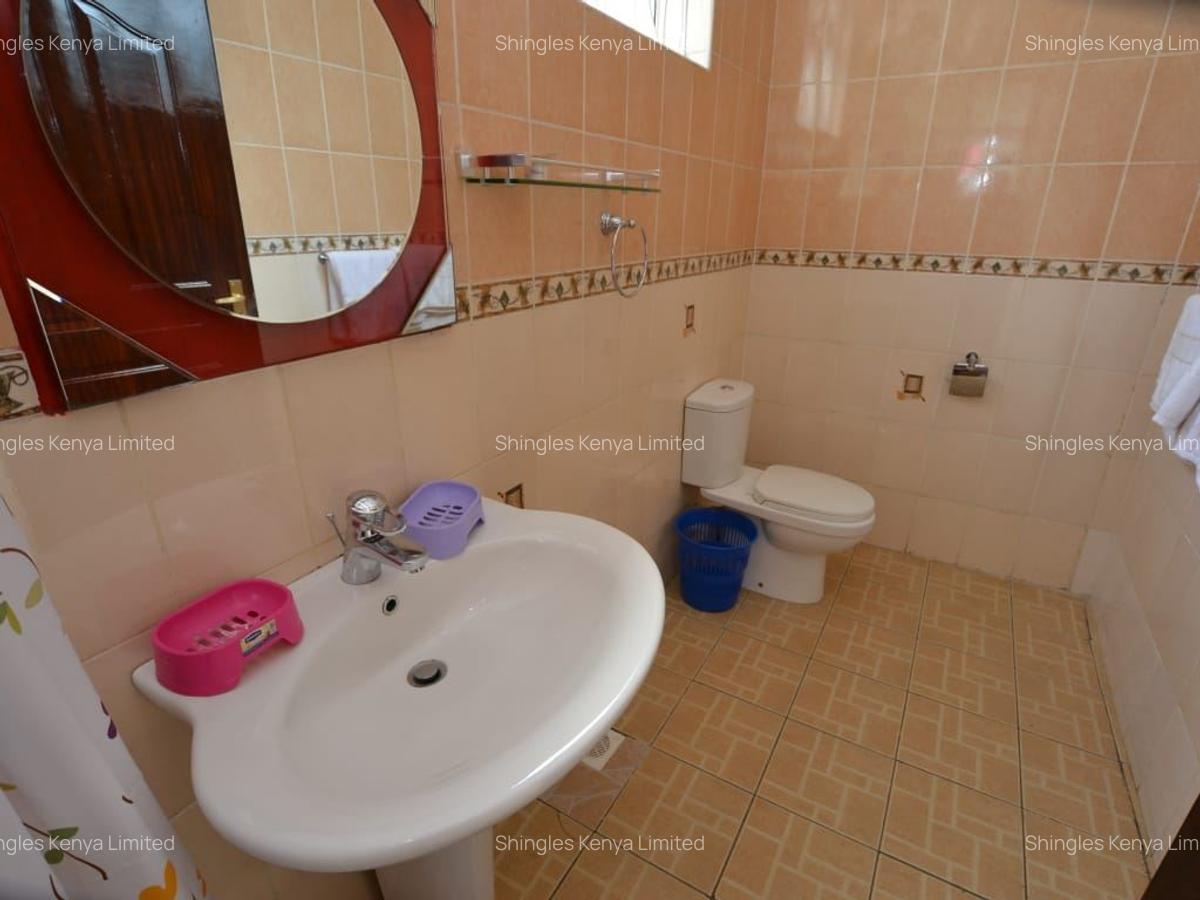 2 Bed House with En Suite at Off James Gichuru Rd - 11