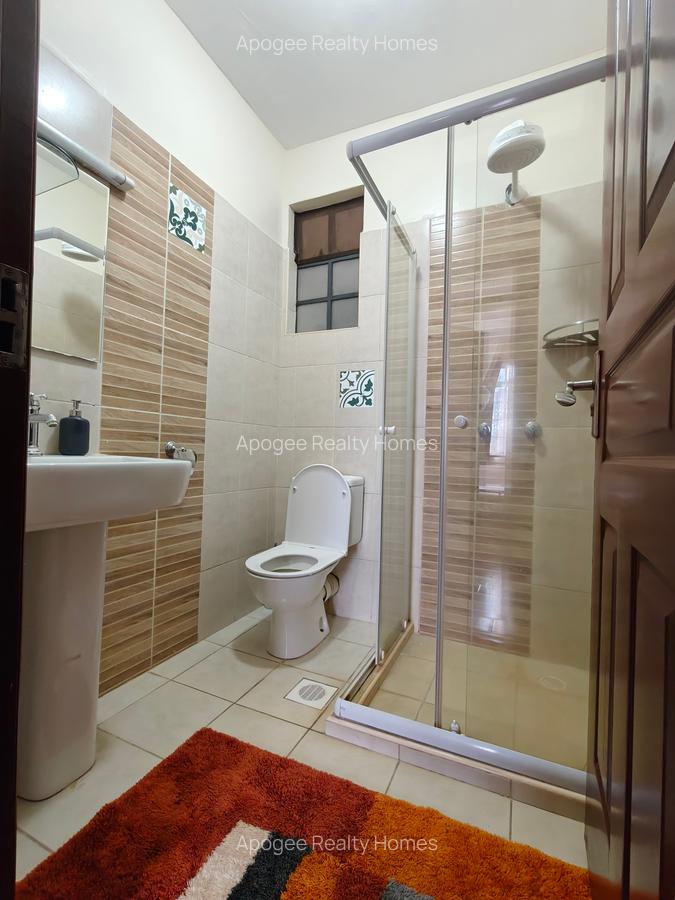 Serviced 3 Bed Apartment with En Suite at Fourways Junction Estate - 13