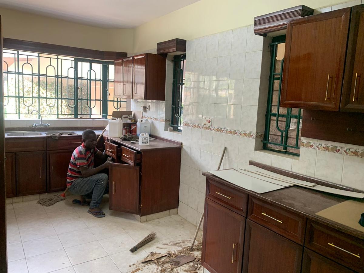 4 Bed House with En Suite in Kileleshwa - 4