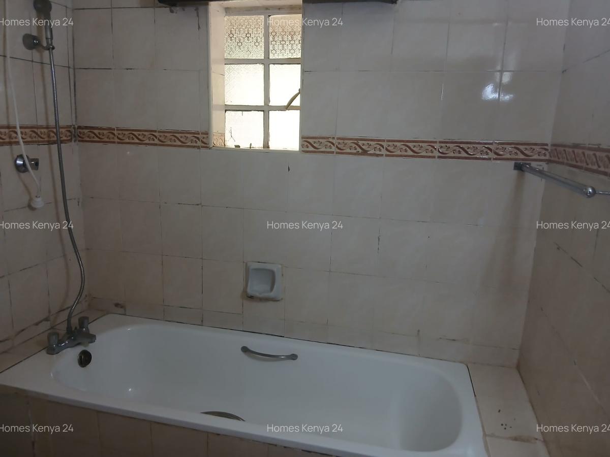 2 Bed House in Runda - 14