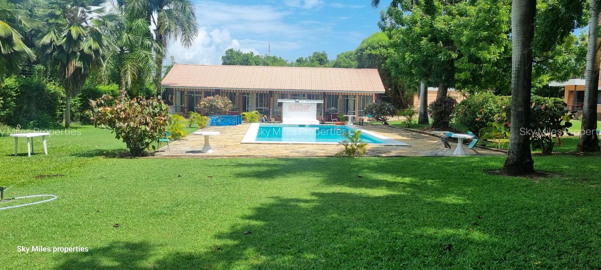 Furnished 2 ac Commercial Property with Service Charge Included at Nyali - 8