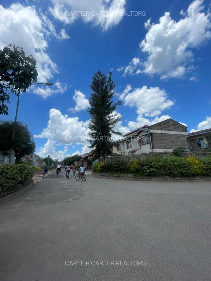 3 Bed Townhouse with En Suite in Donholm - 3