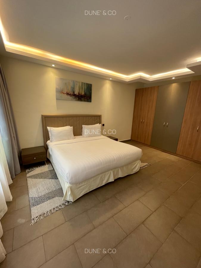 Serviced 3 Bed Apartment with En Suite in Westlands Area - 10