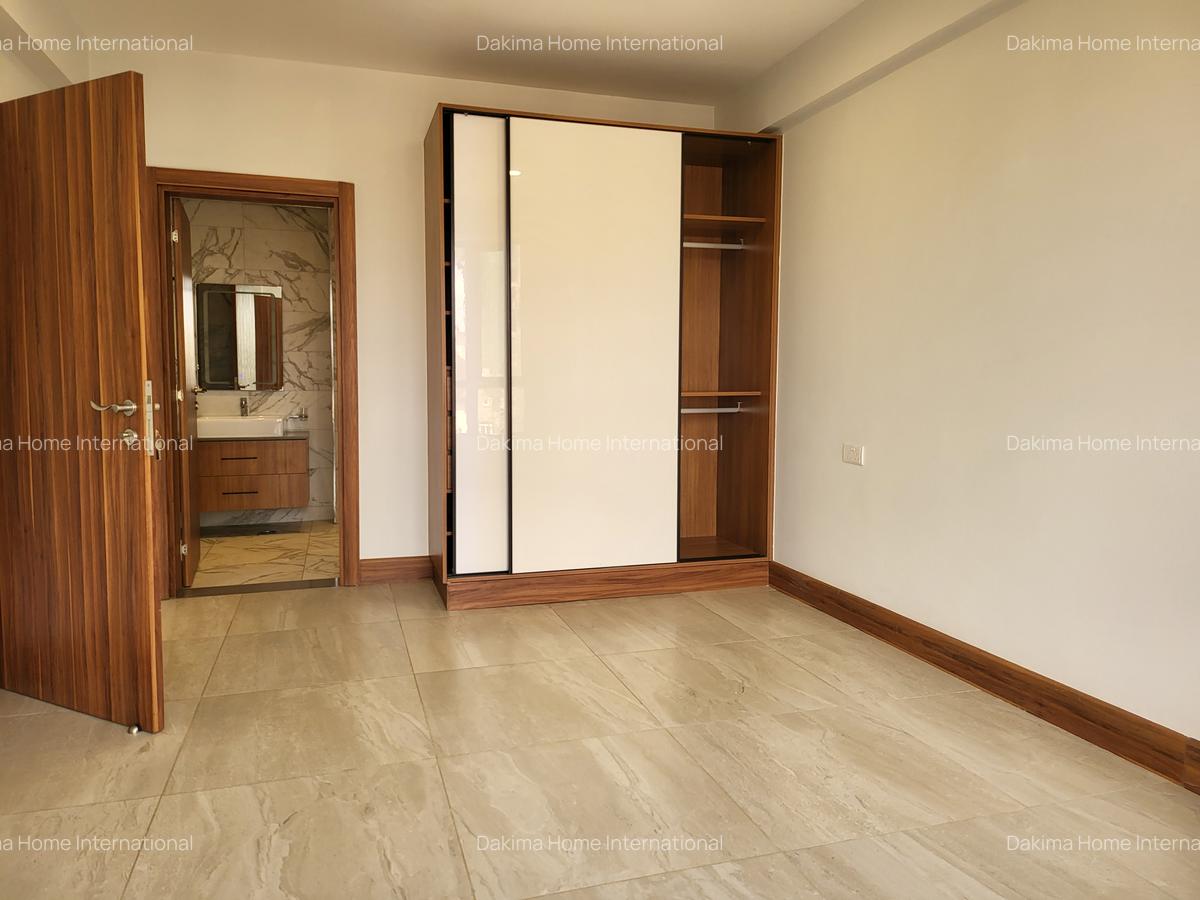 3 Bed Apartment with En Suite in Rhapta Road - 10