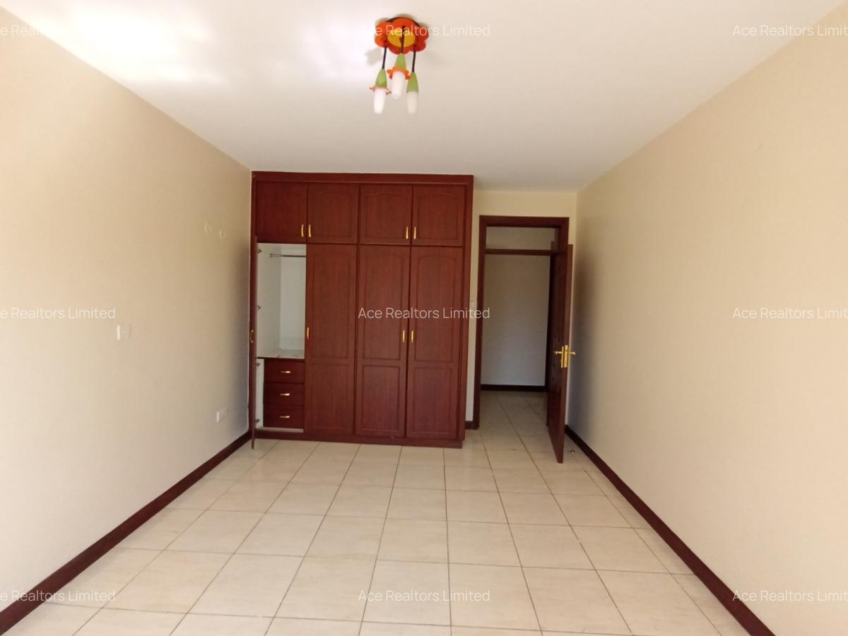 2 Bed Apartment with En Suite at Sports Road - 7
