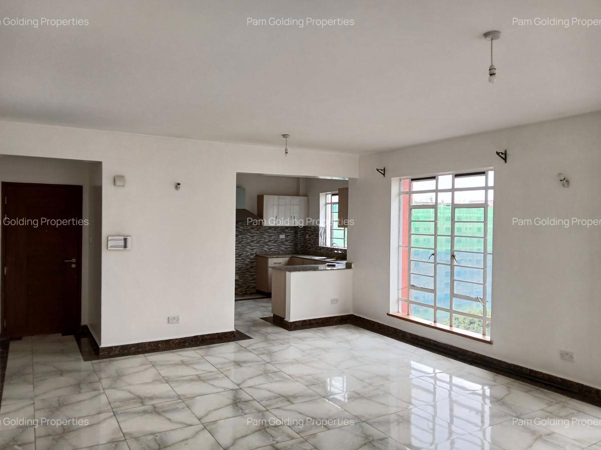 3 Bed Apartment with En Suite in Parklands - 2