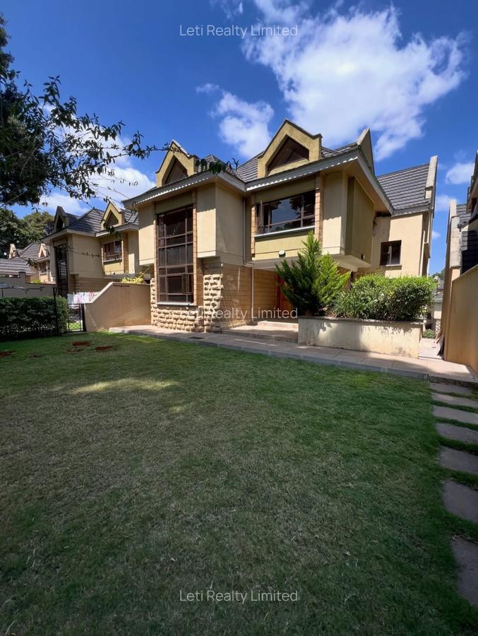 5 Bed Townhouse with En Suite in Lavington - 1