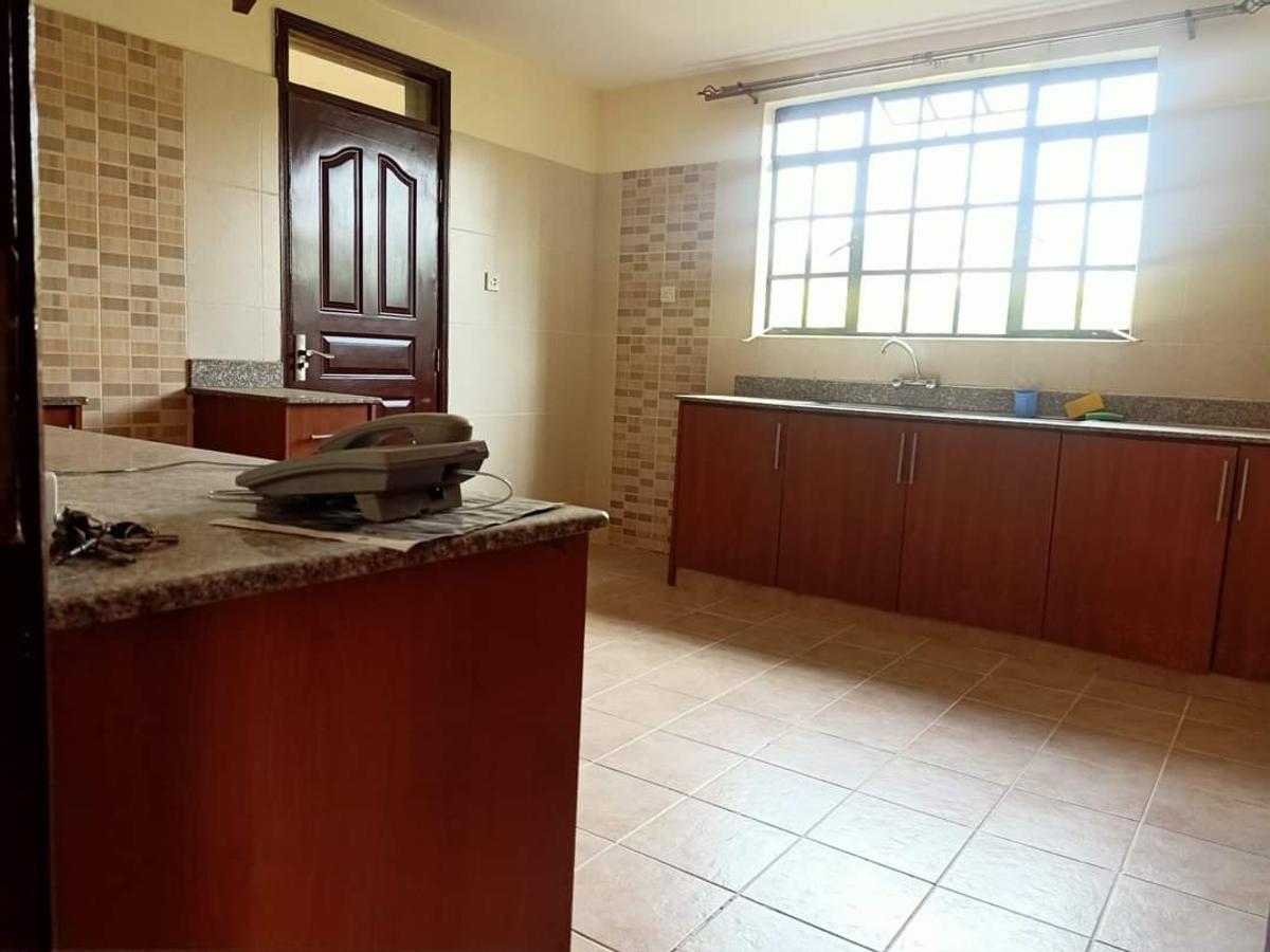 4 Bed Townhouse with En Suite at Fourways - 7