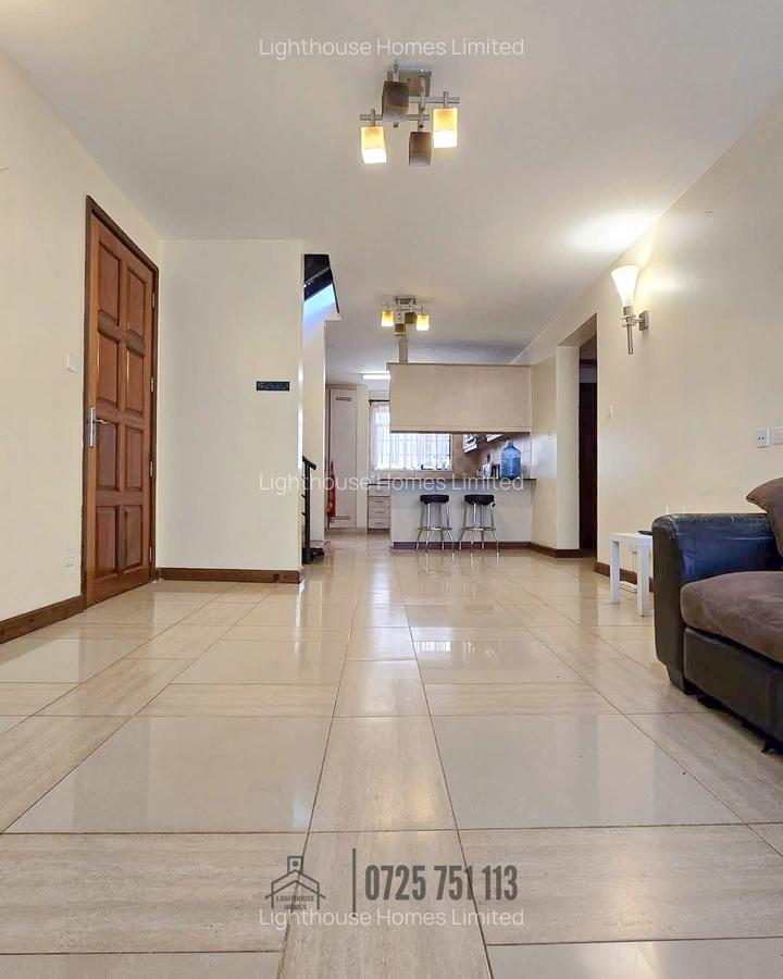 3 Bed Apartment with En Suite at Riverside Drive - 4