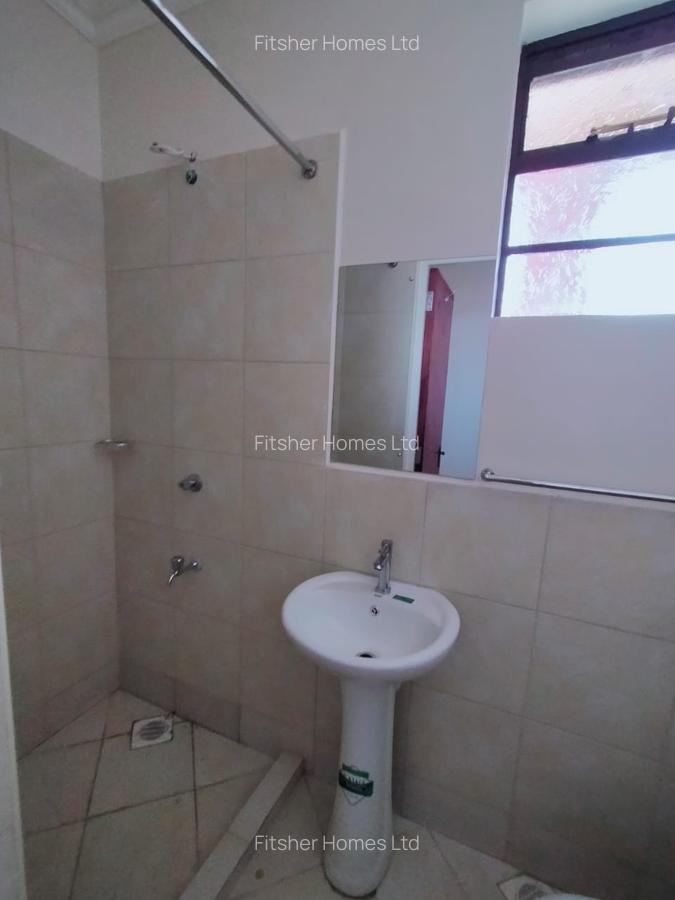 2 Bed Apartment with En Suite in Naivasha Road - 19