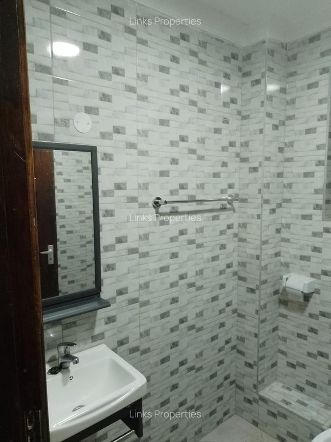 2 Bed Apartment with En Suite at Gataka Road - 3