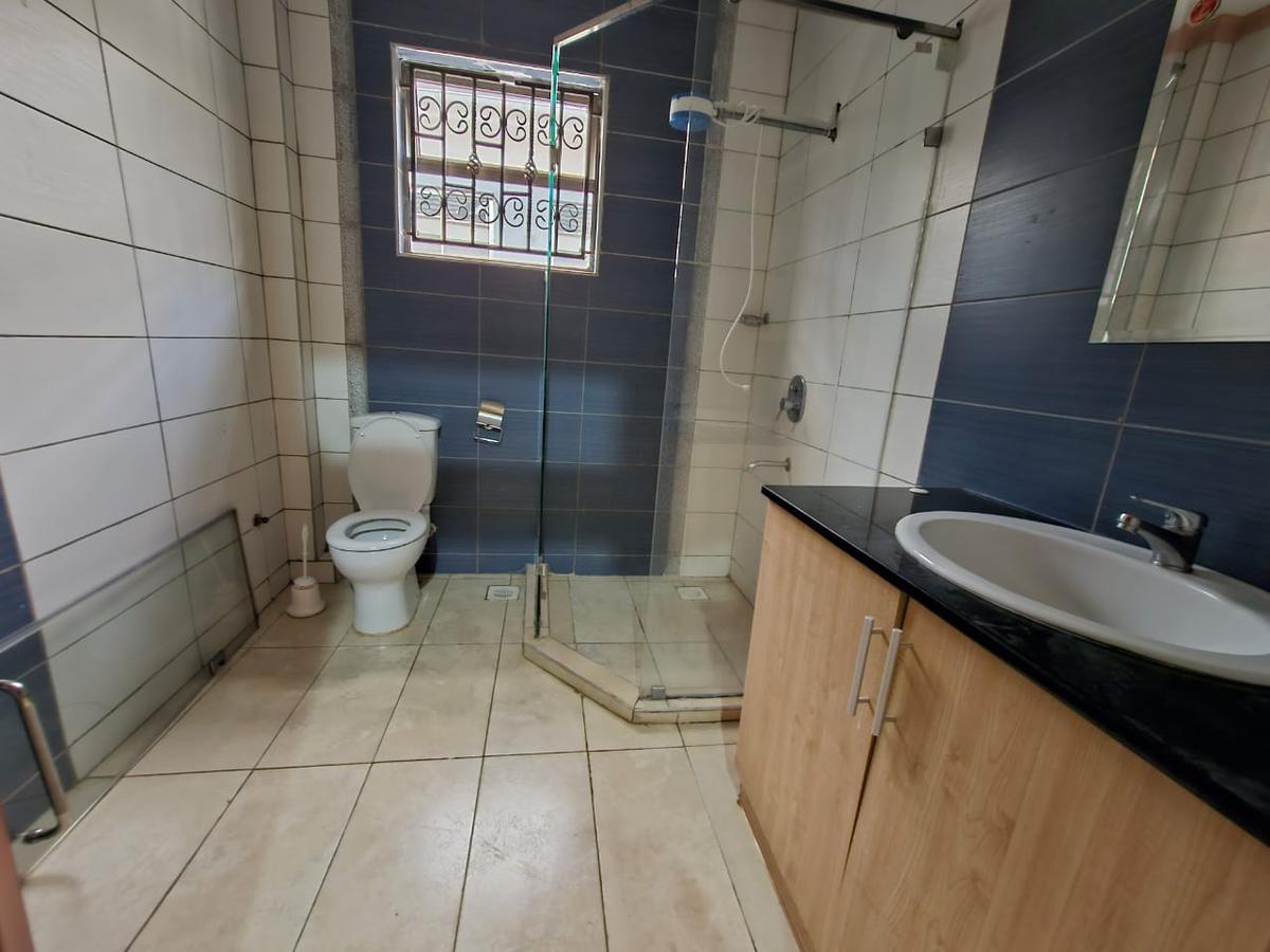 4 Bed Townhouse with En Suite in Westlands Area - 19 4 Bed Townhouse with En Suite in Westlands Area - 19