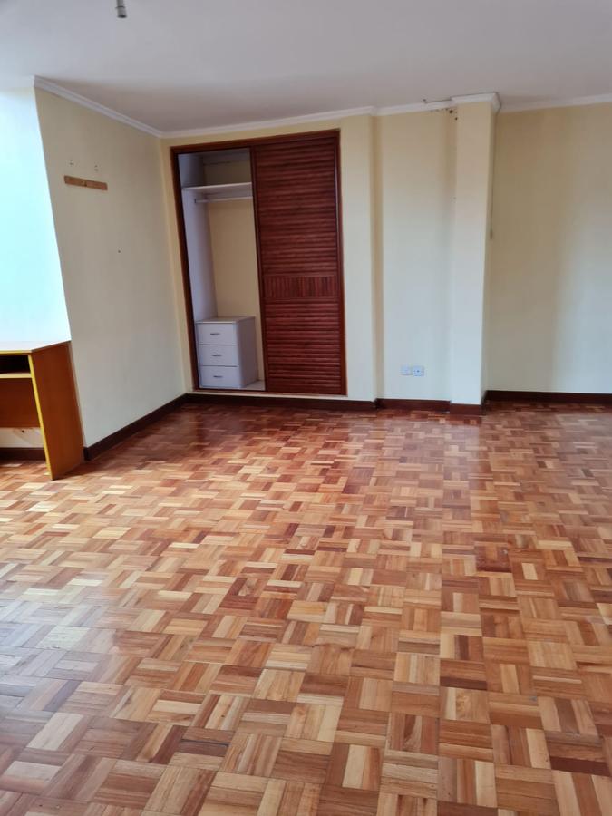 5 Bed Townhouse with En Suite in Kileleshwa - 6