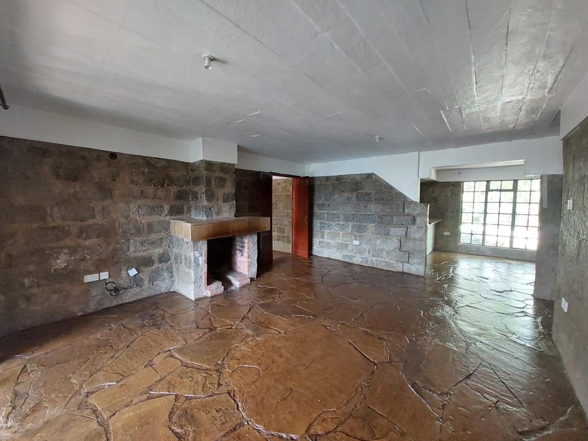 2 Bed House with Garden at Karen - 3