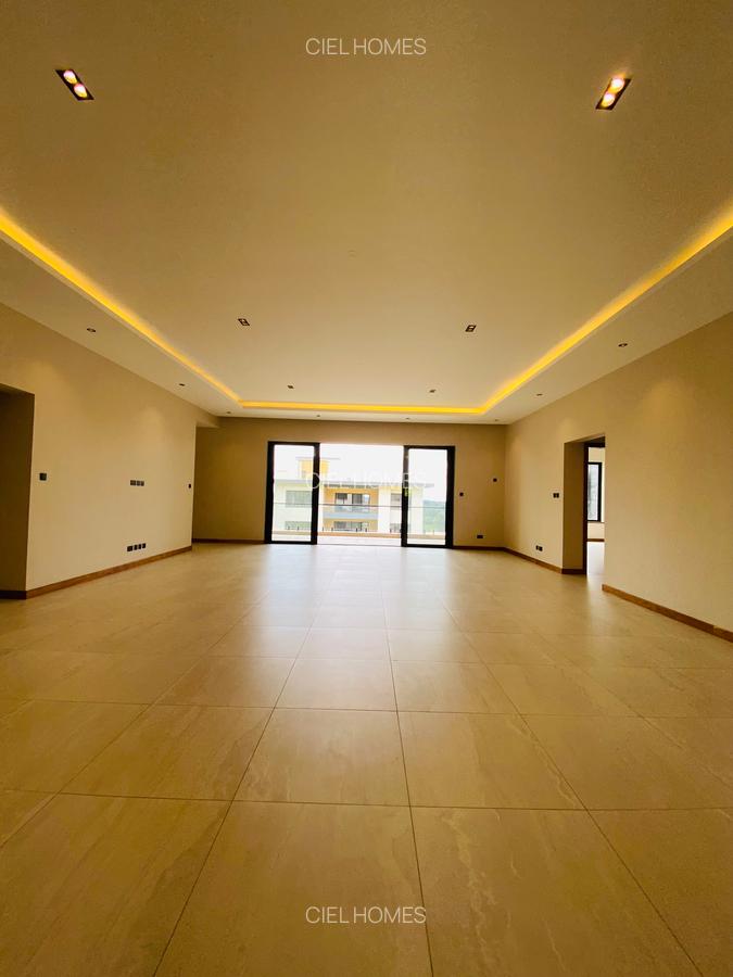 4 Bed House with En Suite in Loresho - 4