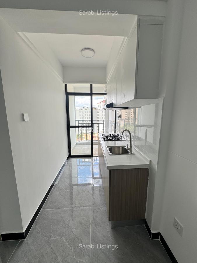 1 Bed Apartment with En Suite in Kilimani - 2