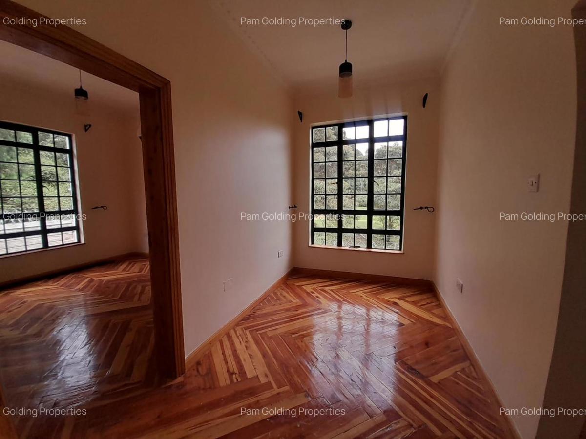 4 Bed House with En Suite in Karen - 6