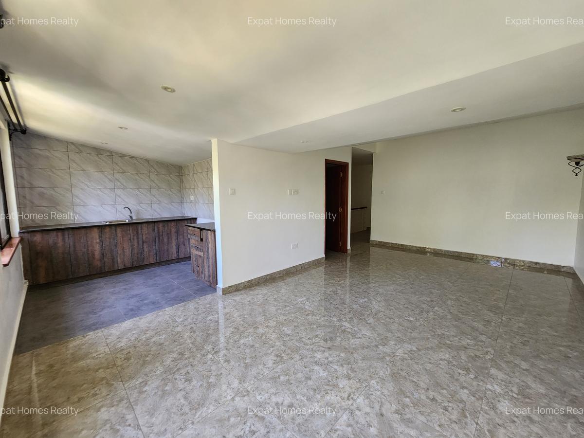3 Bed Villa with Backup Generator in Riverside - 3