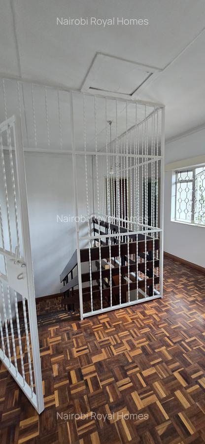 4 Bed Townhouse with En Suite at Convent Drive - 8