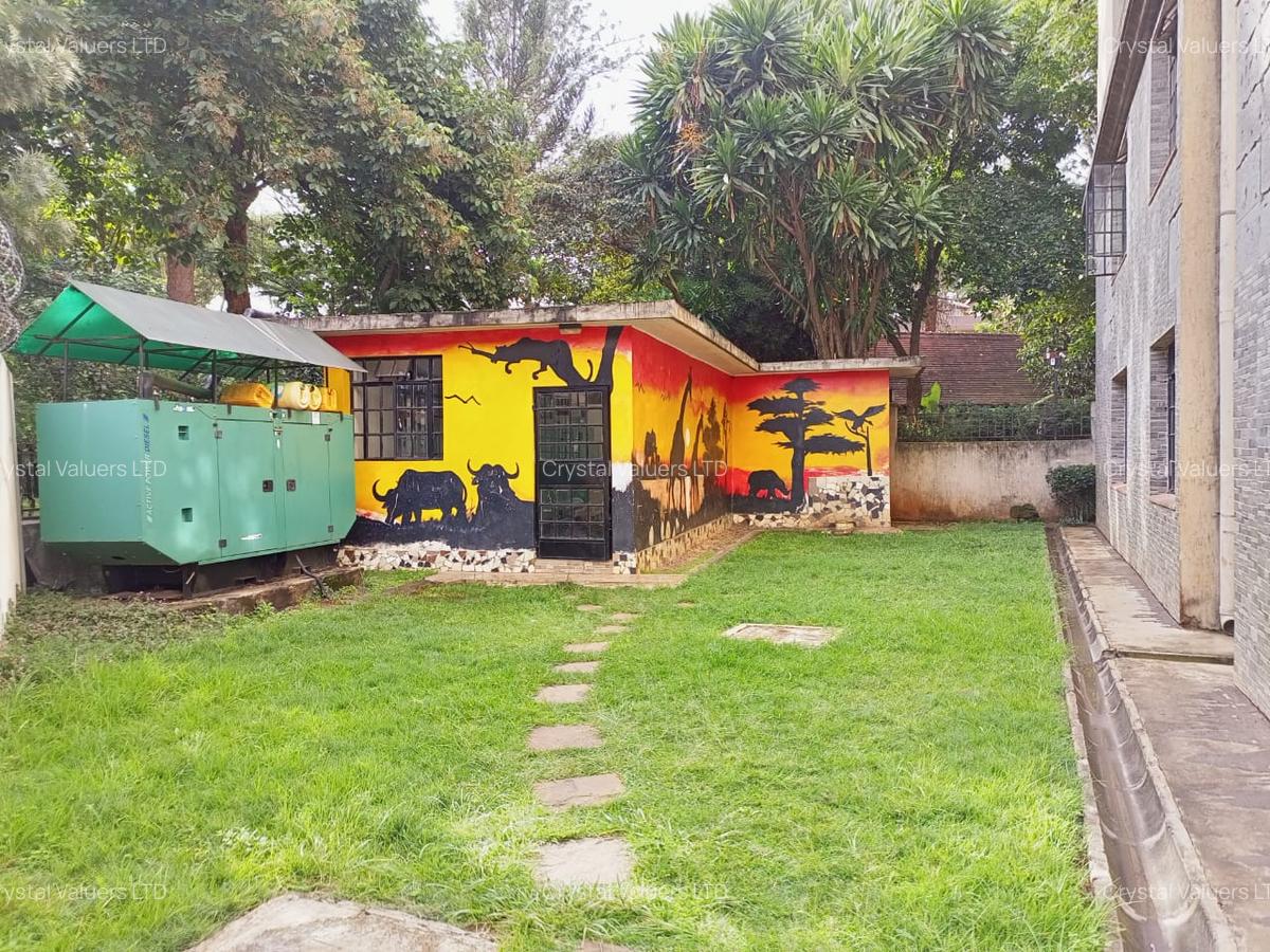 2 Bed Apartment with En Suite in Lavington - 9
