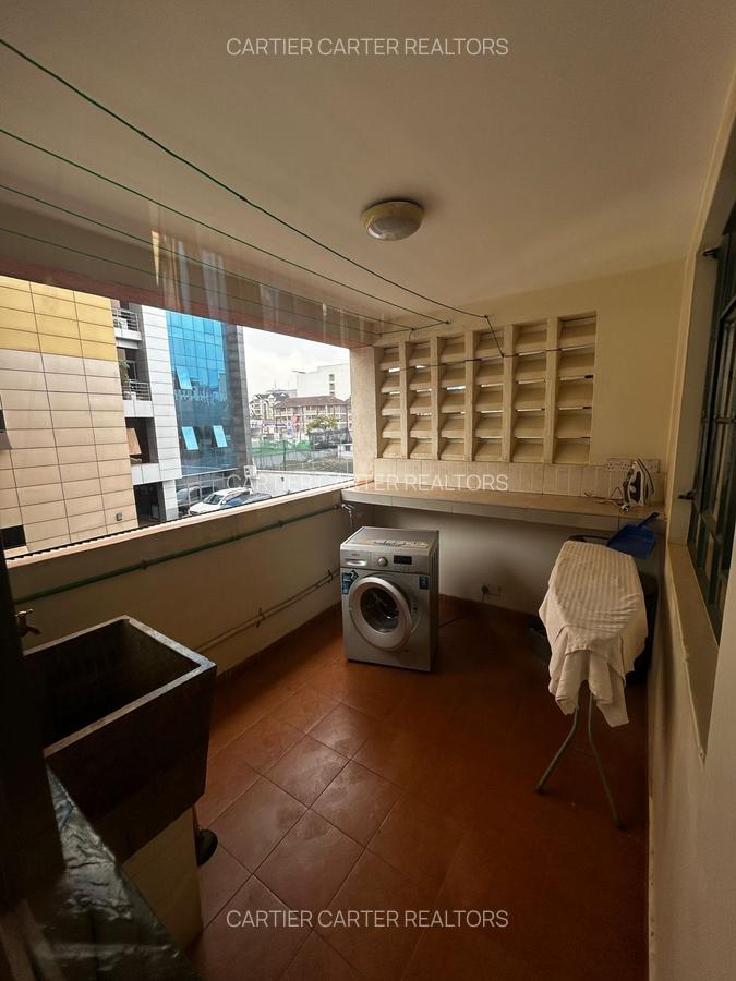 Serviced 3 Bed Apartment with En Suite in Kilimani - 4