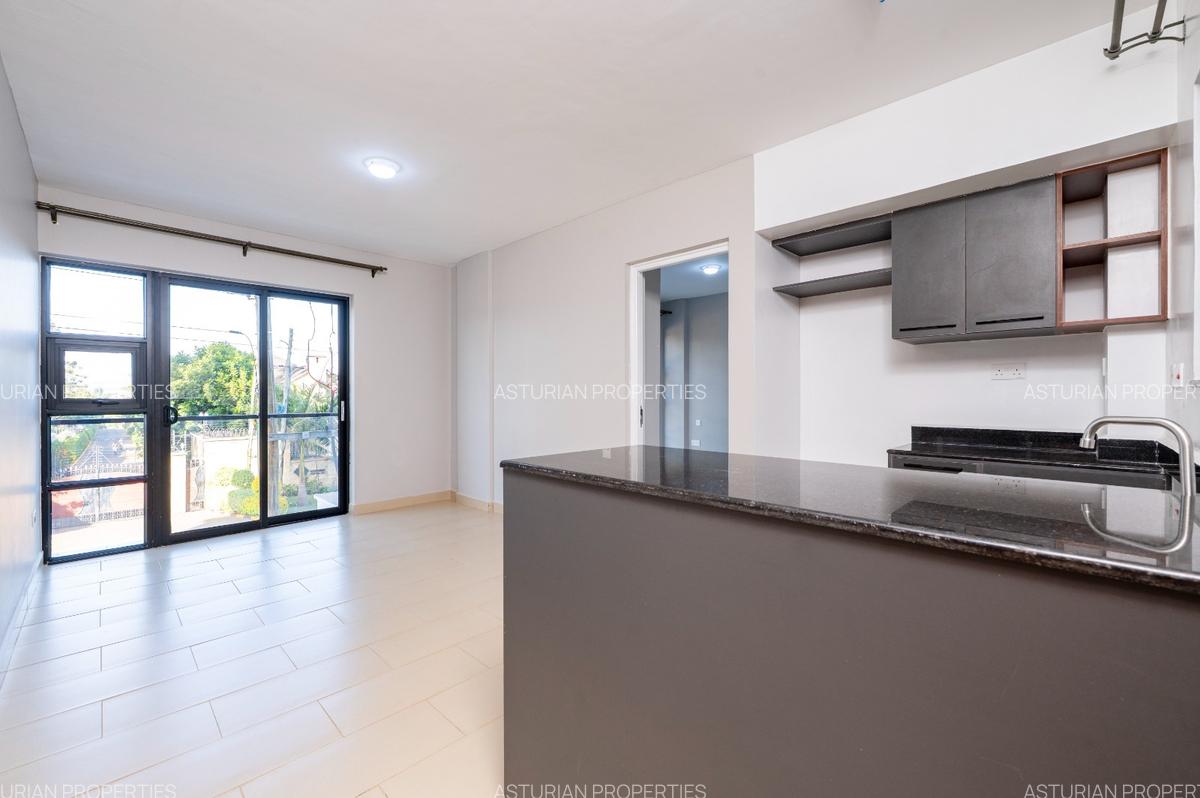 1 Bed Apartment with En Suite in Kitisuru - 4
