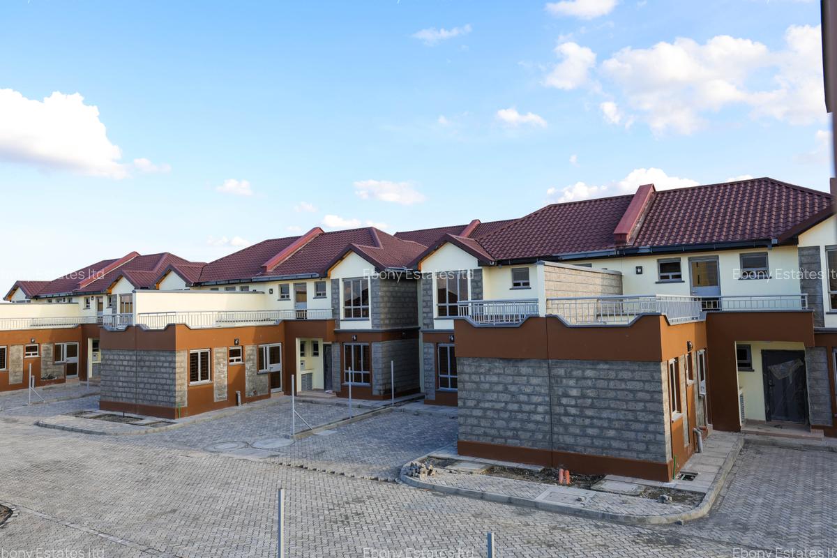 4 Bed Townhouse with En Suite at Enkasiti Kimalat - 14