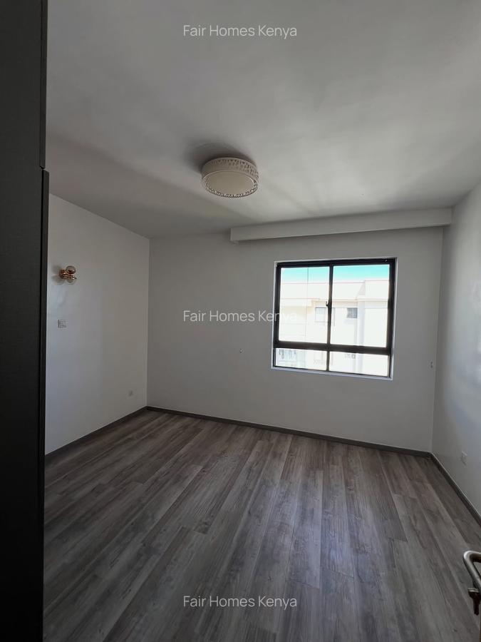 3 Bed Apartment with En Suite at Othaya Road - 10