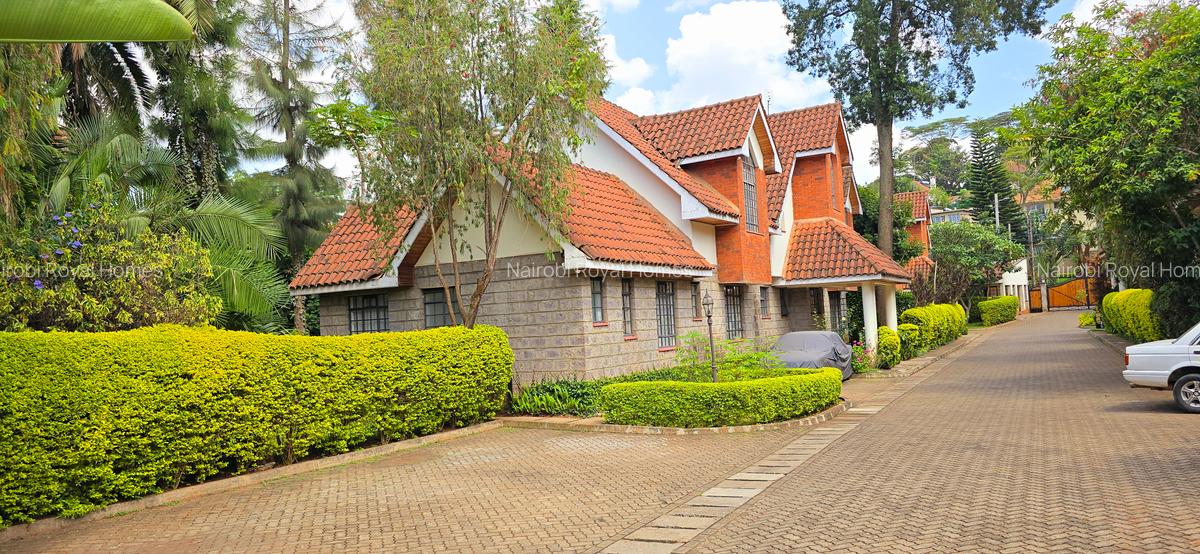 4 Bed Townhouse with En Suite at Chalbi Drive - 3