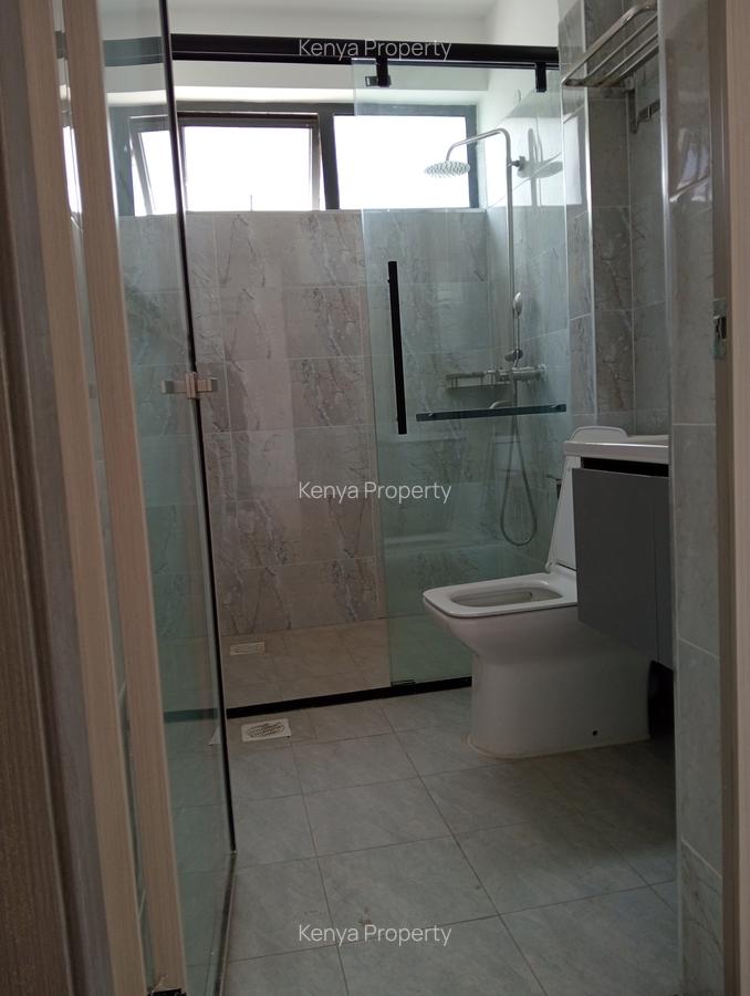 1 Bed Apartment with En Suite in Lavington - 6