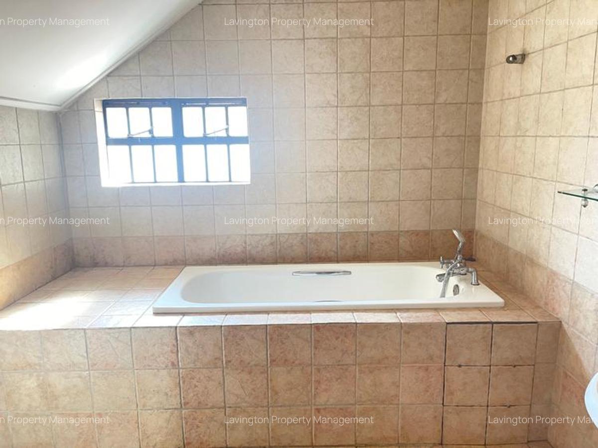 4 Bed Apartment with En Suite at Lavington - 13