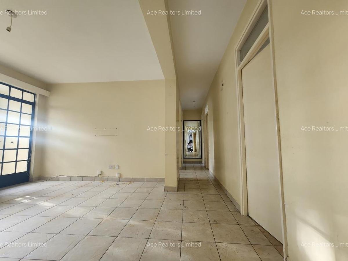 3 Bed Apartment with En Suite at Pride Park - 7