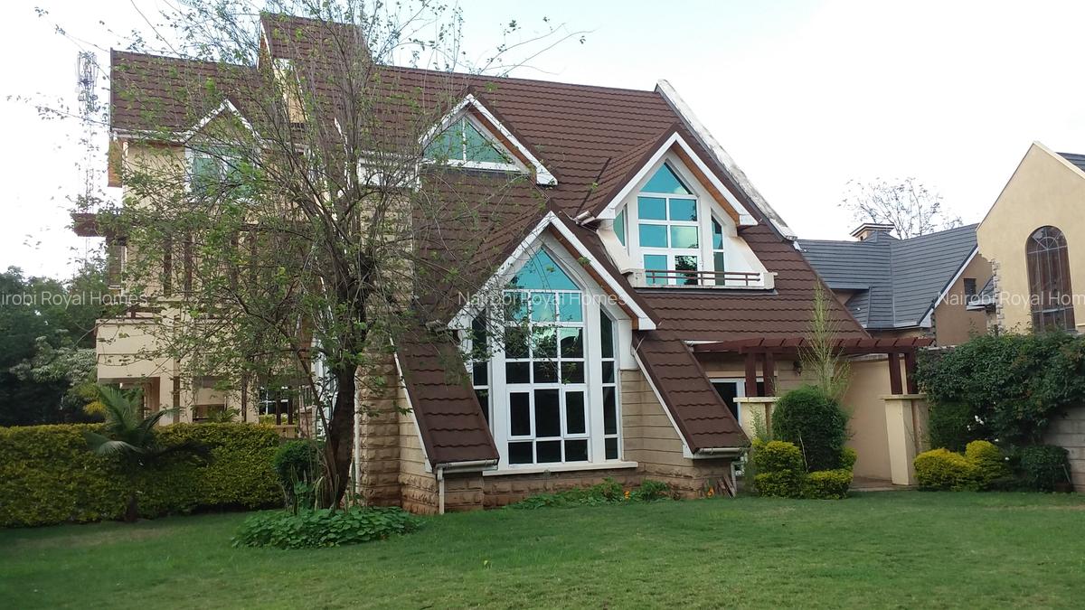 5 Bed Townhouse with En Suite at Convent Drive - 2