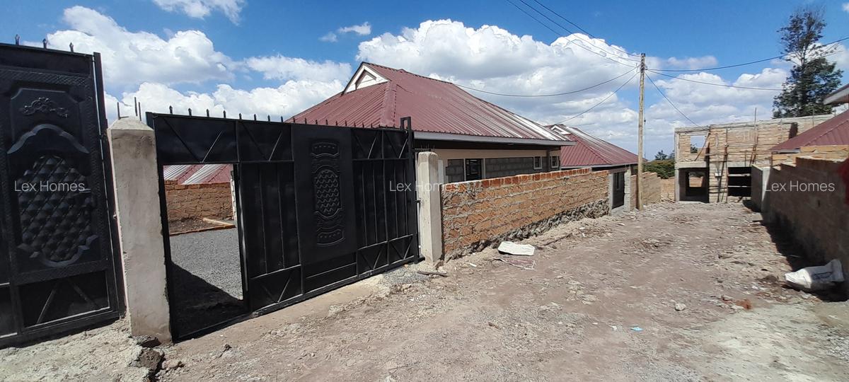 3 Bed House with En Suite at Rimpa - 2