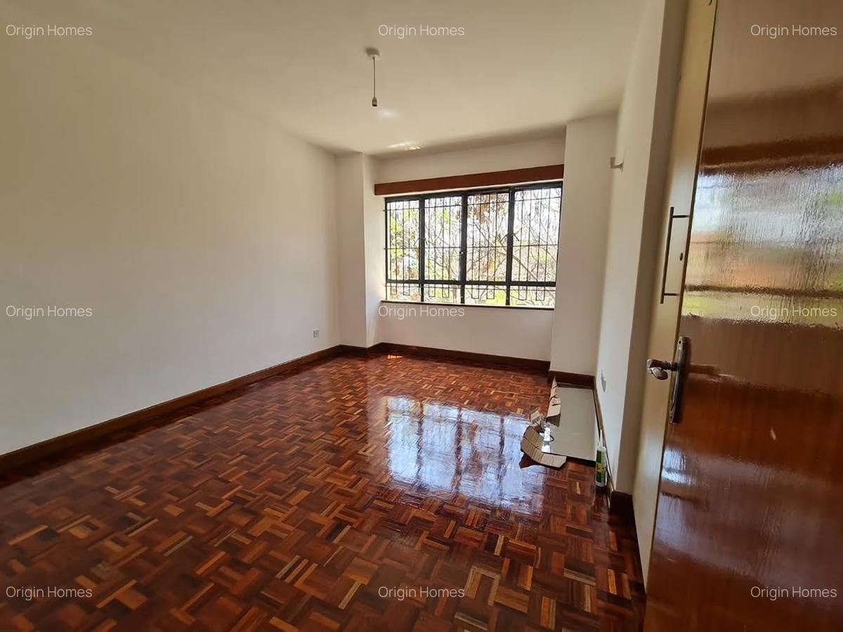 4 Bed Apartment with En Suite at Lavington - 15