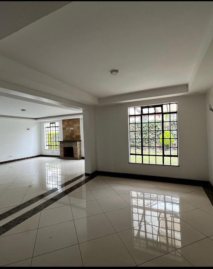 4 Bed Townhouse with En Suite in Kitisuru - 3