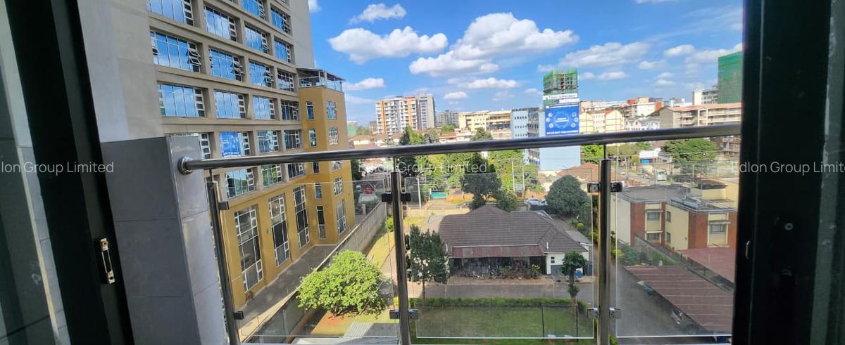 1 Bed Apartment with En Suite at Westlands - 3