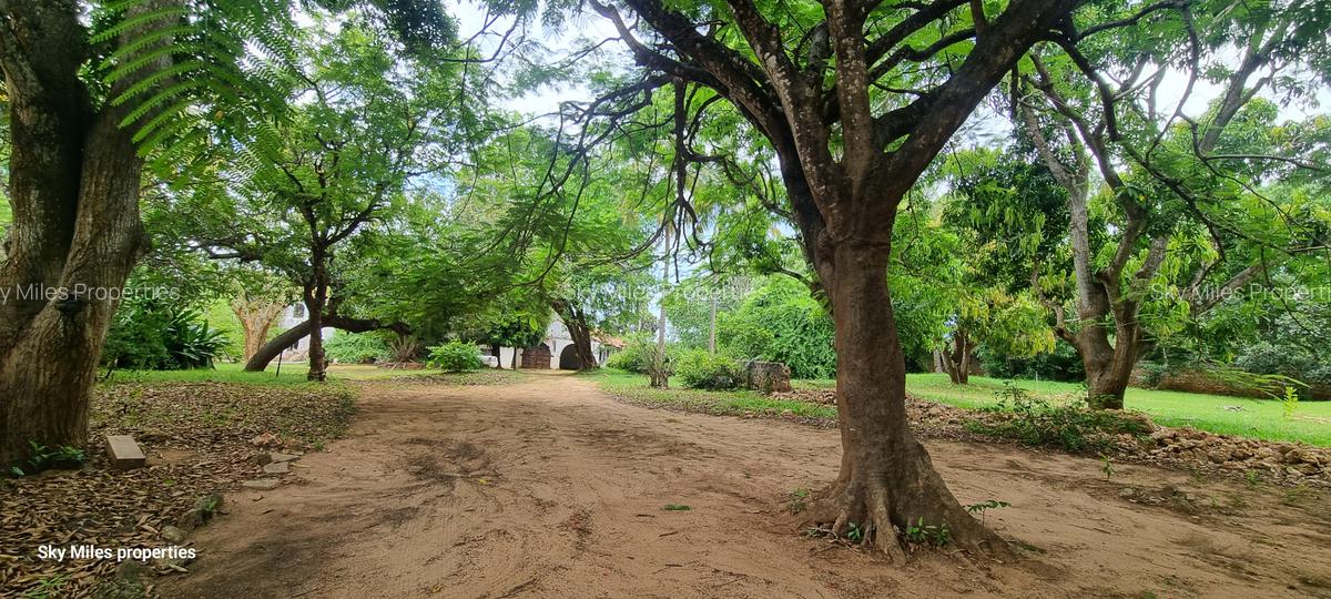 1,000 m² Land at Serena - 9