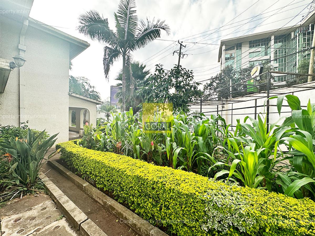 Commercial Property in Kilimani - 17