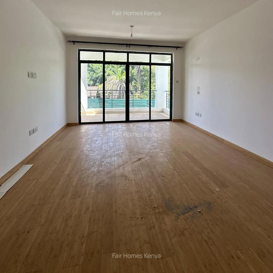 4 Bed Townhouse with En Suite at Convent Drive - 15