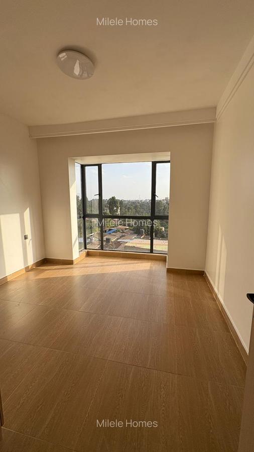 Serviced 2 Bed Apartment with En Suite at Joyland - 4