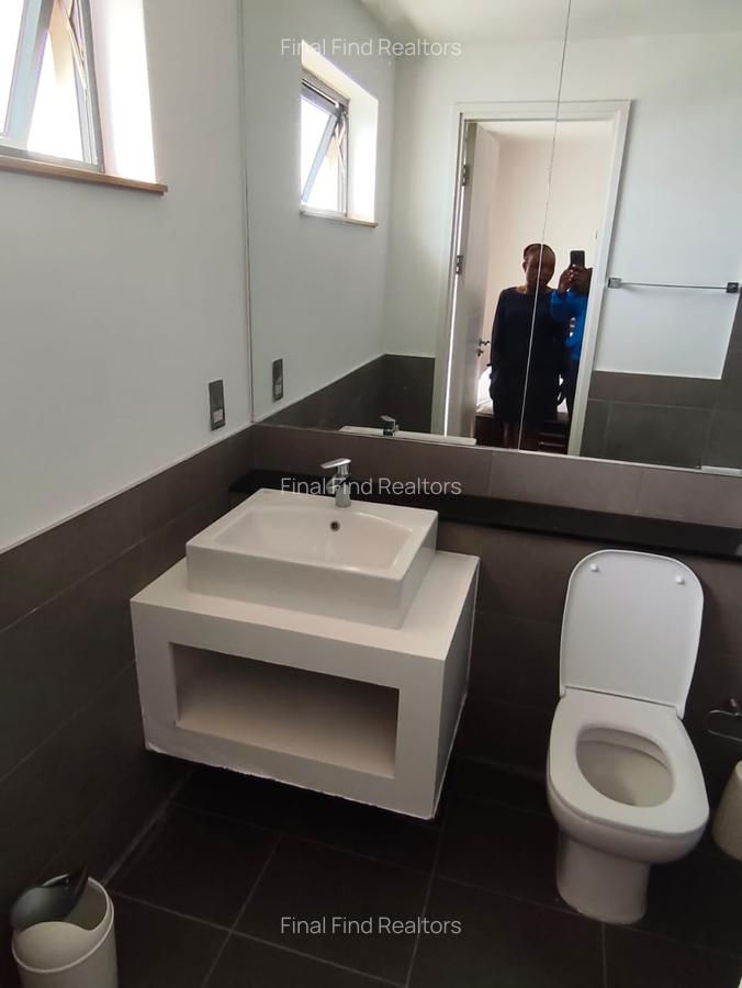 Furnished 2 Bed Apartment with En Suite in Garden Estate - 13