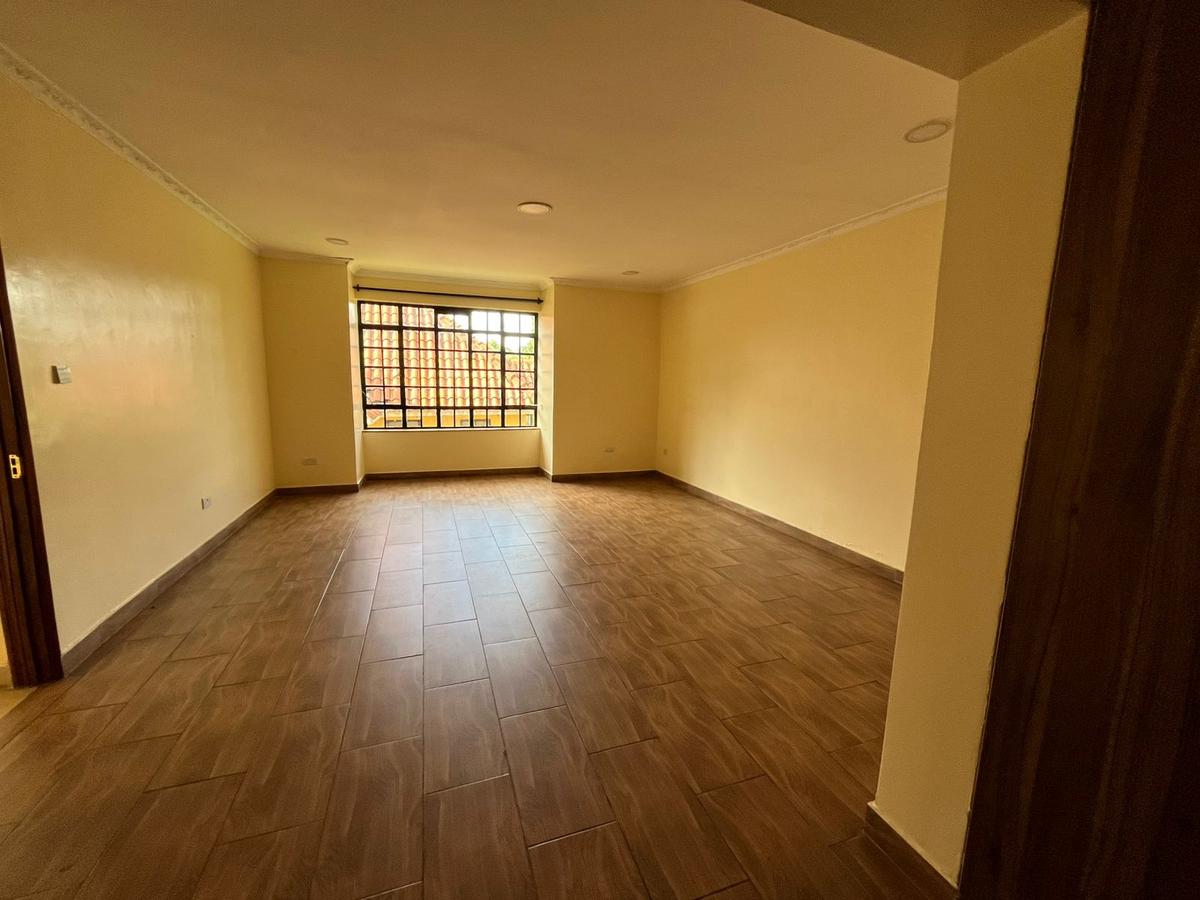 5 Bed Townhouse with En Suite at Westlands - 13