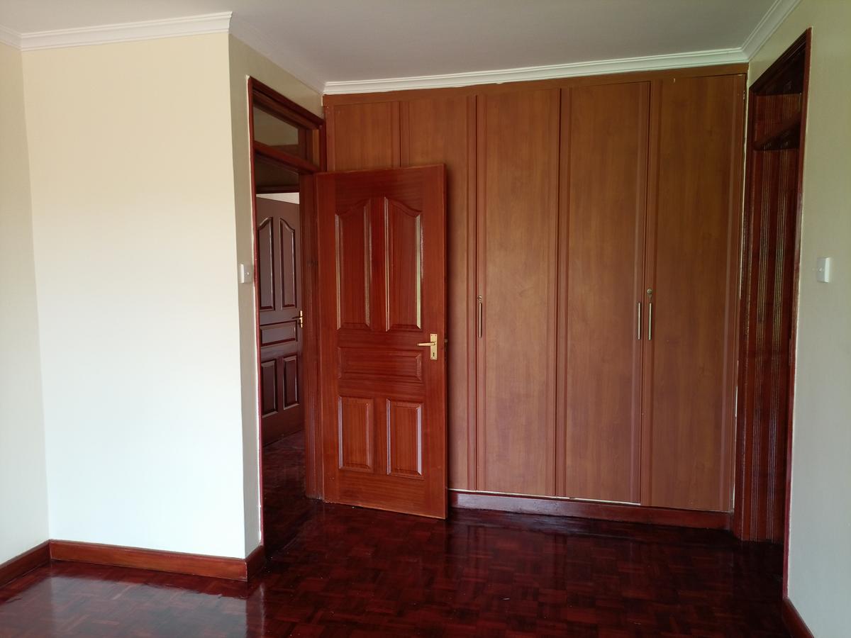 4 Bed Townhouse with En Suite at Off Red Hill Rd - 13