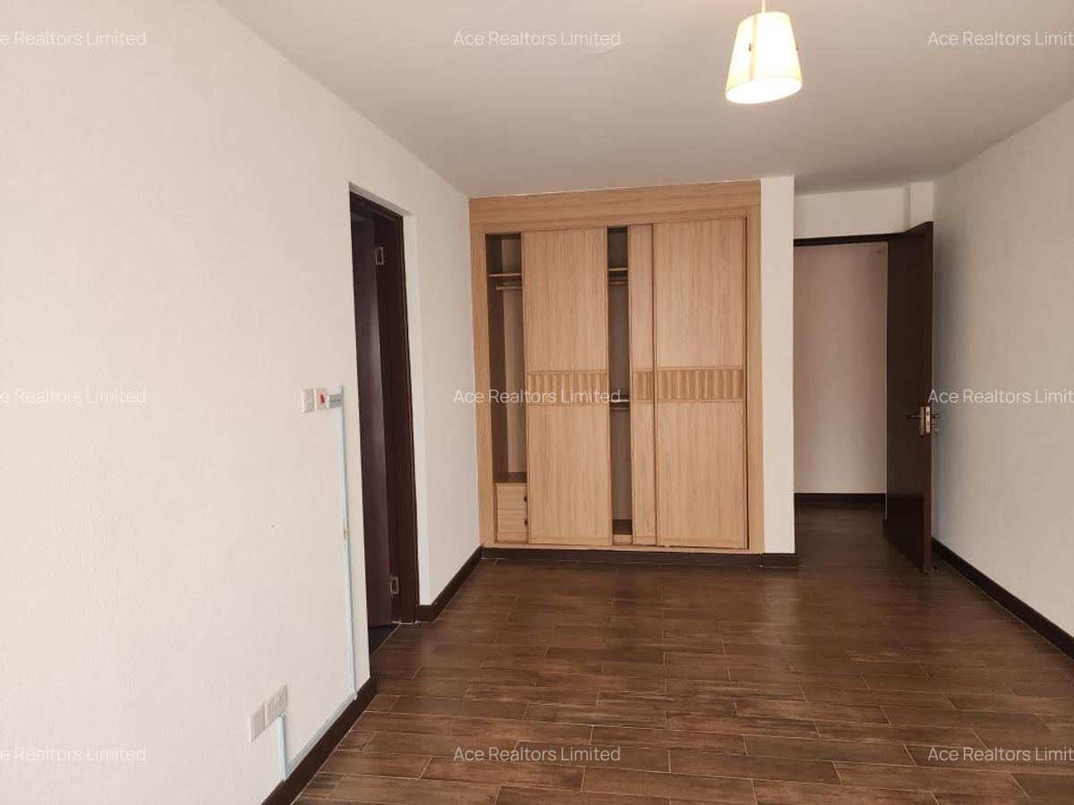 5 Bed Apartment with En Suite at General Mathenge Drive - 9