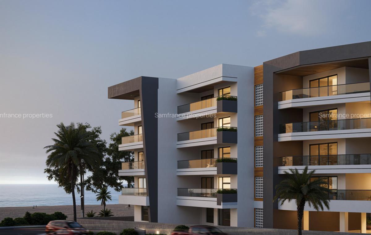 Serviced 3 Bed Apartment with En Suite at 1St Avanue - 1